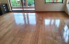 5 Bed Townhouse with En Suite in Westlands Area - 10
