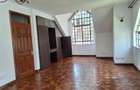 4 Bed Townhouse with En Suite in Lavington - 6