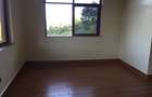7 Bed House with En Suite in Redhill - 17