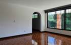 5 Bed House with En Suite in Gigiri - 11