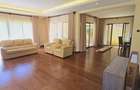 5 Bed Townhouse with En Suite at Convent Drive - 11