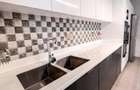 3 Bed Apartment with En Suite in Riverside - 13