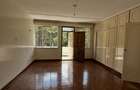 4 Bed Townhouse with En Suite in Kileleshwa - 11
