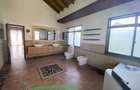 5 Bed Townhouse with En Suite at Lavington Green - 18