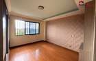 3 Bed Apartment with En Suite at Dennis Pritt Road - 10