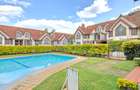 5 Bed Townhouse with En Suite at Lavington Green - 9