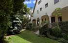 4 Bed Townhouse with En Suite in Lavington - 6