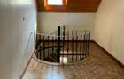 4 Bed Townhouse with En Suite in Westlands Area - 7