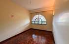 4 Bed Apartment with En Suite in Riverside - 8