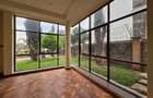 5 Bed Townhouse with En Suite in Lavington - 14