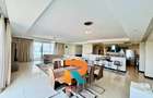 Furnished 3 Bed Apartment with En Suite in Riverside - 4