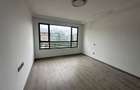 3 Bed Apartment with En Suite at Riverside - 13