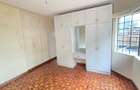 2 Bed Apartment with En Suite in Westlands Area - 12