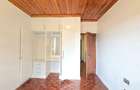 4 Bed House with En Suite in Lavington - 11