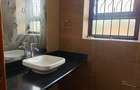 5 Bed House with En Suite in Runda - 9