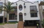 5 Bed House with En Suite at Lavington - 2