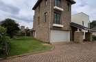 5 Bed Townhouse with En Suite in Karen - 3