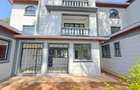 5 Bed Townhouse with En Suite in Lavington - 1
