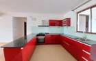 3 Bed Apartment with En Suite at Lavington - 5