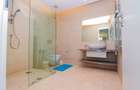 Serviced 2 Bed Apartment with En Suite at Church Road - 5