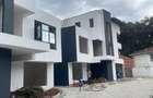 5 Bed House with En Suite at 00502 - 6