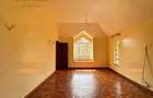 5 Bed Townhouse with En Suite at Lavington - 5