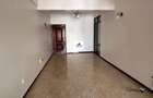 1 Bed Apartment with En Suite in Kilimani - 1