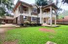 5 Bed House with En Suite in Lavington - 14