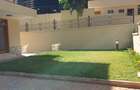5 Bed Townhouse with En Suite at Lavington Green - 12