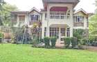 5 Bed House with En Suite in Lavington - 2