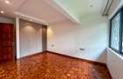 4 Bed Townhouse with Garden in Westlands Area - 8