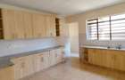 5 Bed Townhouse with En Suite at Lavington - 18