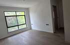 5 Bed Townhouse with En Suite at Lavington Green - 18