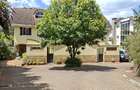 5 Bed Townhouse with En Suite in Spring Valley - 3