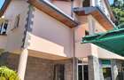 5 Bed Townhouse with En Suite in Spring Valley - 20