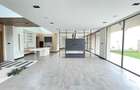 5 Bed Townhouse with En Suite at Mzima Springs - 12