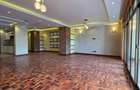 3 Bed Apartment with En Suite in Kileleshwa - 4