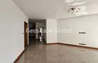 4 Bed Apartment with En Suite in Riverside - 7