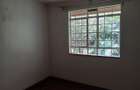 2 Bed House in Ridgeways - 10