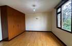 3 Bed Apartment with En Suite in Riverside - 5