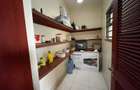 3 Bed Apartment with En Suite in Westlands Area - 6