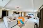 Furnished 3 Bed Apartment with En Suite in Riverside - 2