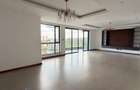 3 Bed Apartment with En Suite in Riverside - 6