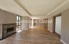 5 Bed House with En Suite in Runda - 10