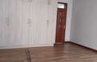 3 Bed Apartment with En Suite in Riverside - 16