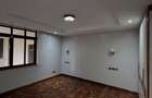4 Bed Apartment with En Suite at Riverside Drive - 8