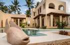 3 Bed Townhouse with En Suite in Nyali Area - 2