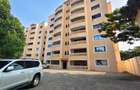 3 Bed Apartment with En Suite at Greenwood Drive - 2