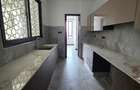 3 Bed Apartment with En Suite in Riverside - 15