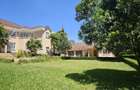 6 Bed House with En Suite in Runda - 4